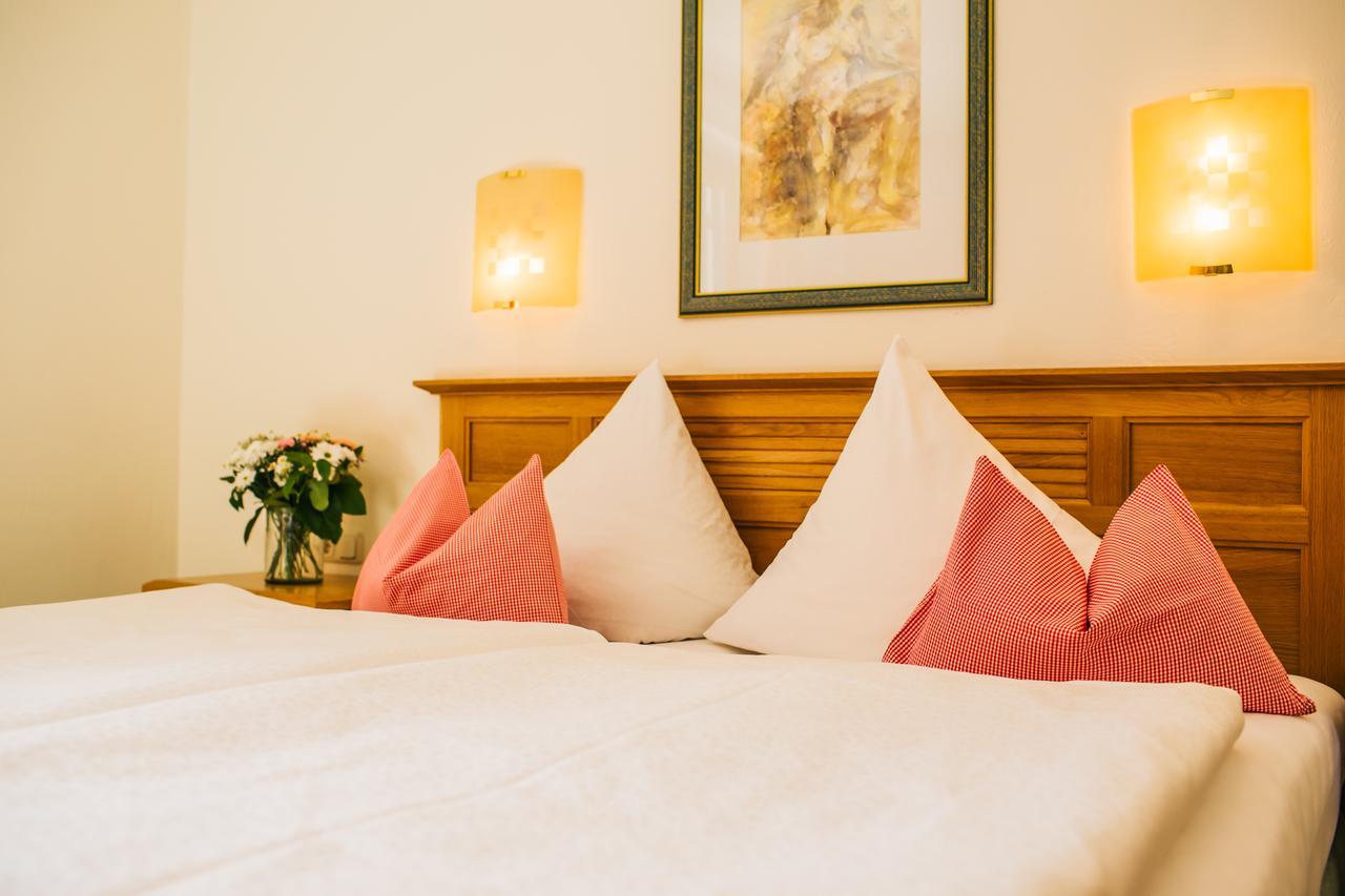 Hotel Dr Otto Murr B&B サンクト・アントン・アム・アールベルク エクステリア 写真
