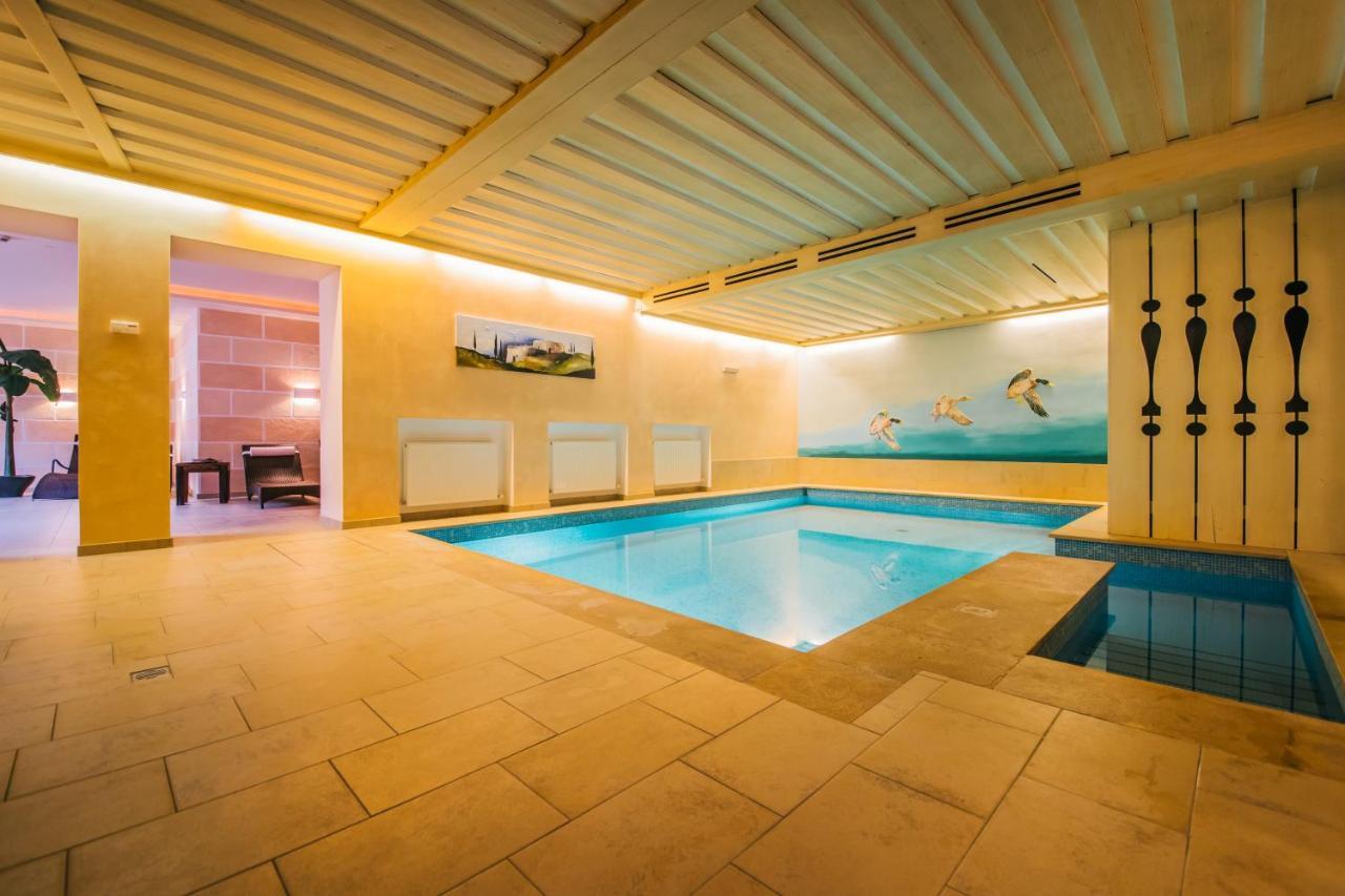 Hotel Dr Otto Murr B&B サンクト・アントン・アム・アールベルク エクステリア 写真